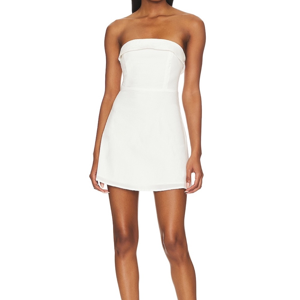 Indah White Strapless Sheath Dress for Weddings